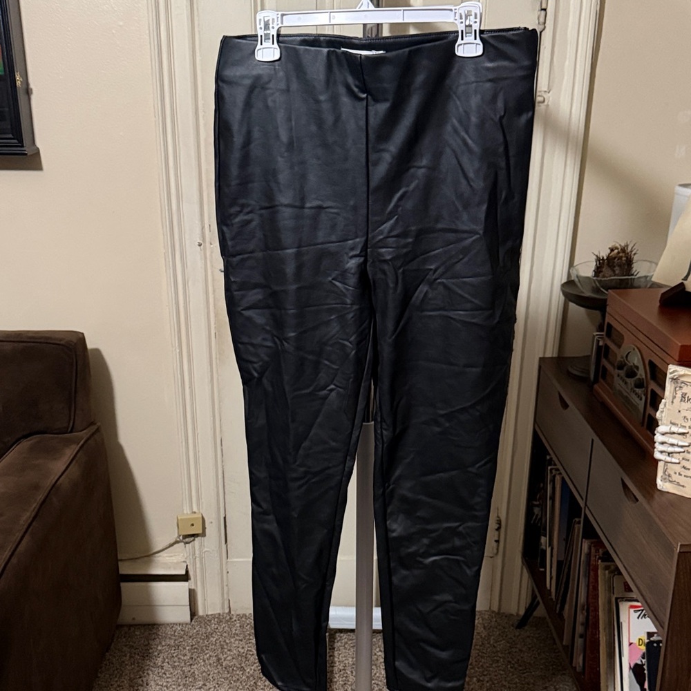 JustFab Women’s Faux Leather Pants